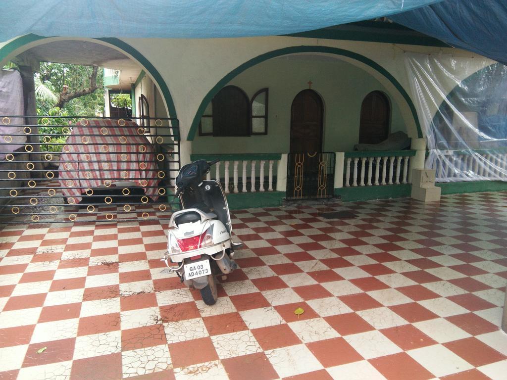 Joaquina'S Guest House Calangute Exteriör bild