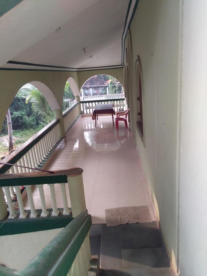 Joaquina'S Guest House Calangute Exteriör bild