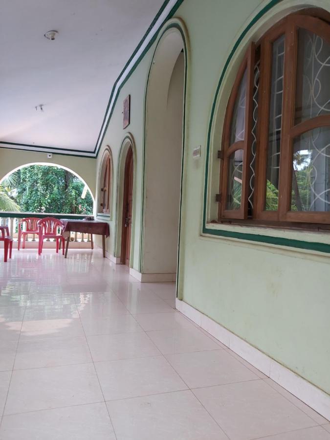 Joaquina'S Guest House Calangute Exteriör bild